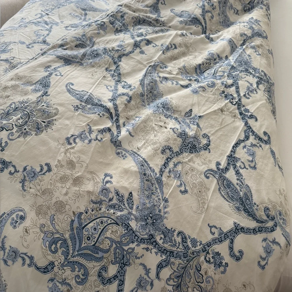Ethan Allen Paisley Duvet Cover 90x108 KING
